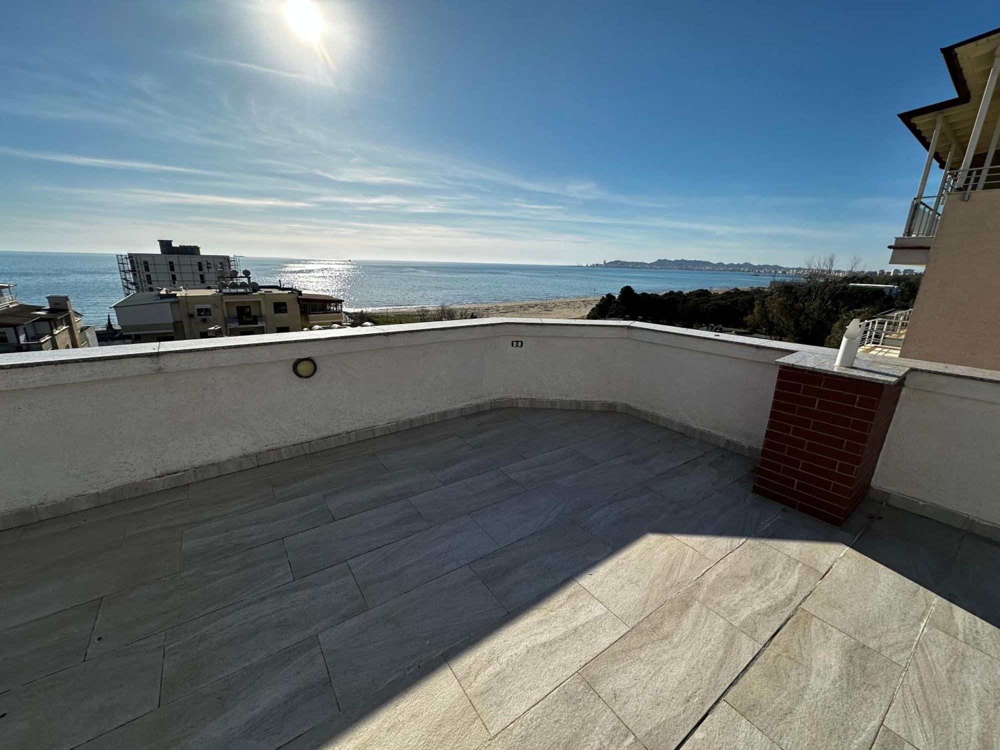 Romance Holiday Garden Inn Durrës Esterno foto