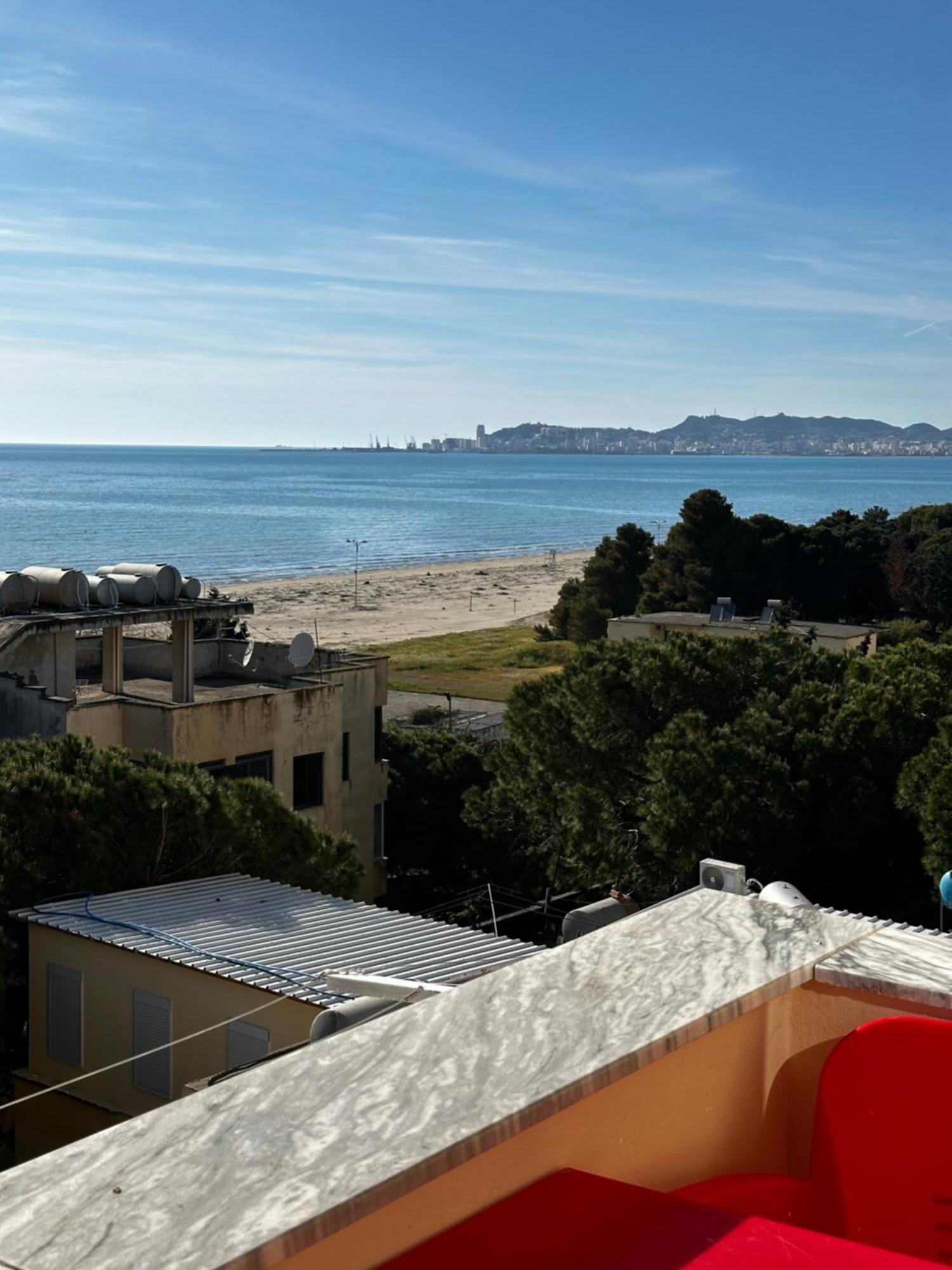 Romance Holiday Garden Inn Durrës Esterno foto