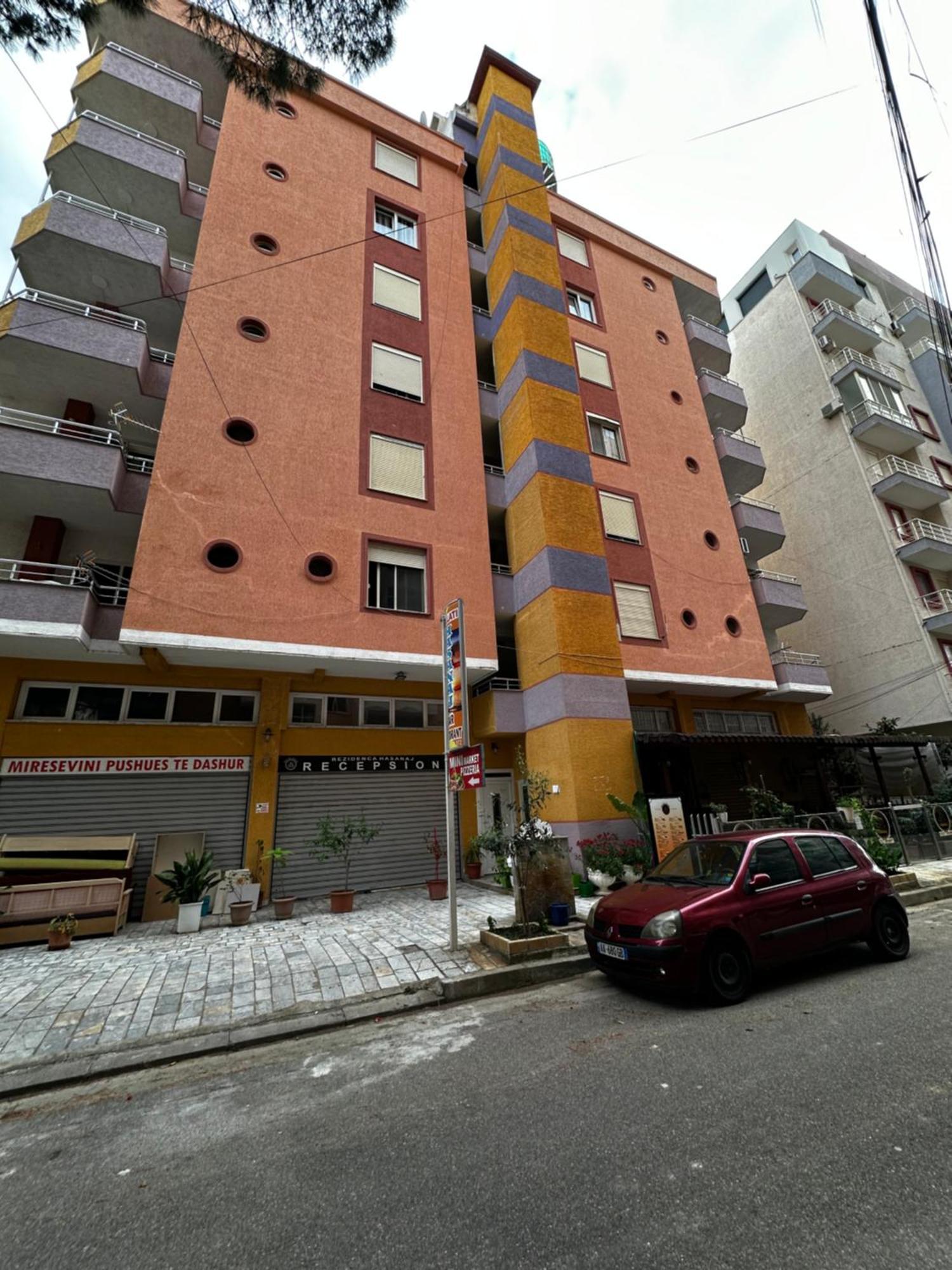 Romance Holiday Garden Inn Durrës Esterno foto
